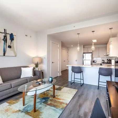 Private Apt With Gym & Pool